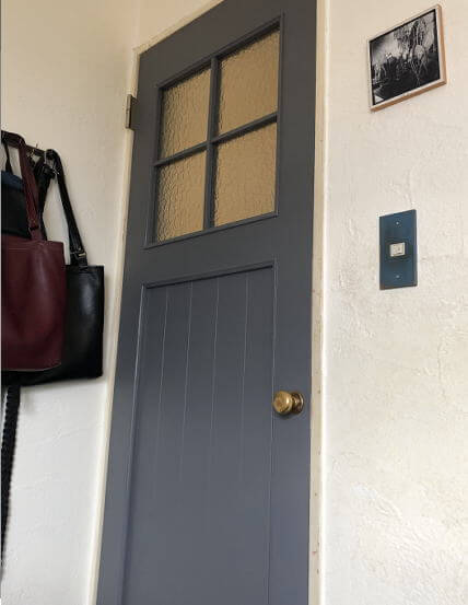 木製ドア コンクリートグレイドア
