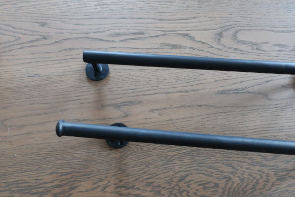 先端デザインが選べるアイアン手すり,md-tes005