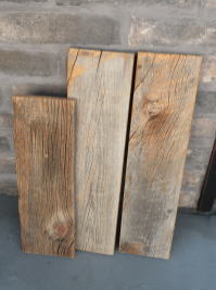 気軽に使えるサイズ感の古材