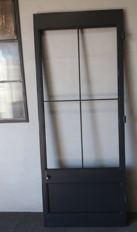 マテリオドロッグリ アウトレット アイアンドア md-d105